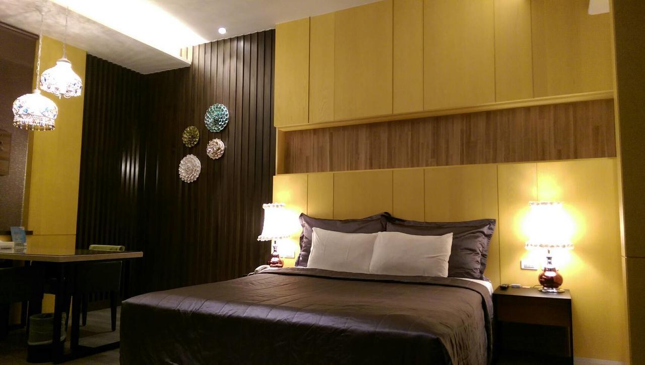 麗馨汽車旅館 Leesing Motel Kaohsiung Eksteriør bilde