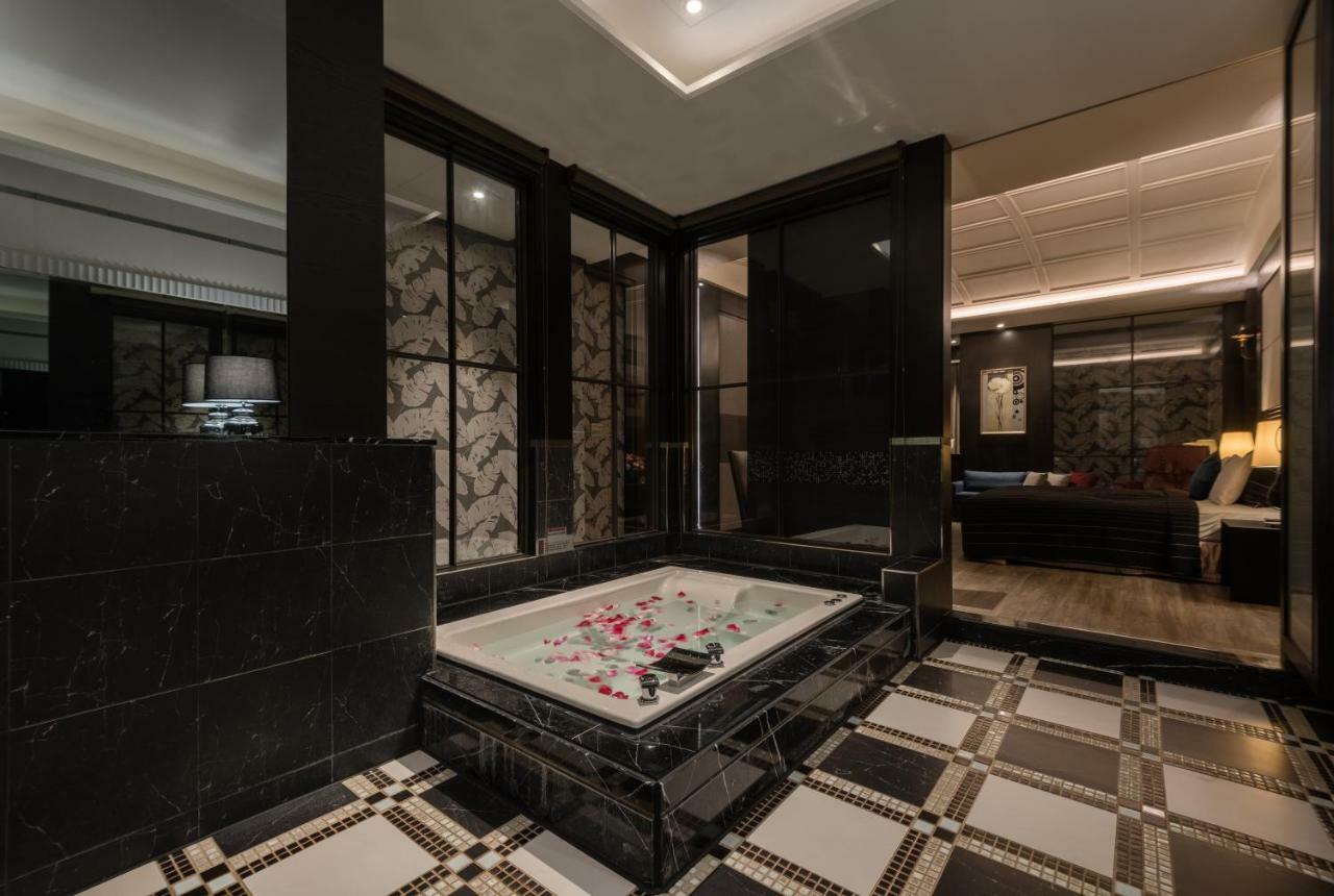 麗馨汽車旅館 Leesing Motel Kaohsiung Eksteriør bilde