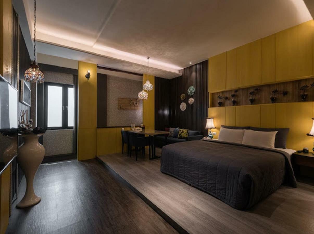 麗馨汽車旅館 Leesing Motel Kaohsiung Eksteriør bilde