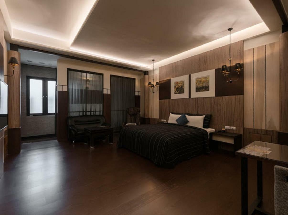 麗馨汽車旅館 Leesing Motel Kaohsiung Eksteriør bilde